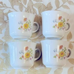 4 Vintage Corning Ware Corelle Spring Meadow Pattern Coffee Tea Cups Mugs 8 Oz